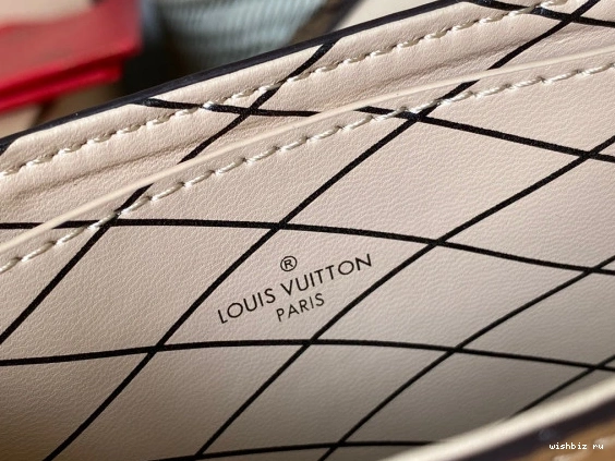 WIS TRUNK LOUIS VERTICAL POCHETTE VUITTON 0720